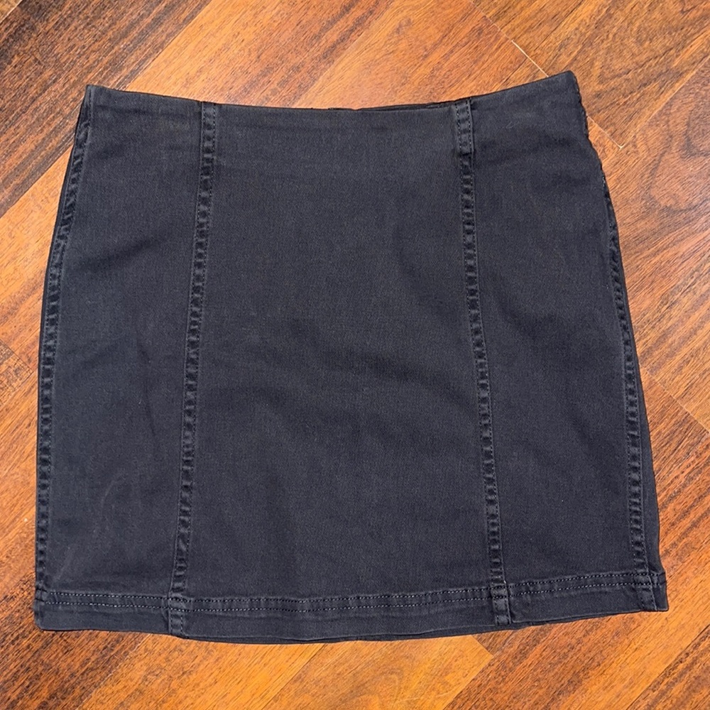Black skirt